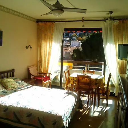 Petite Provence Ou Cure Vue Montagne Apartment *